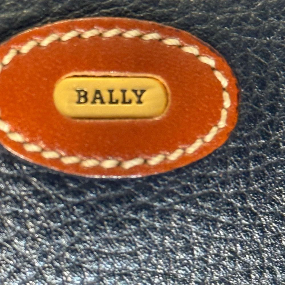 Leather Two-Tone Black and Brown Men's Satchel Bag - Picture 7 of 16